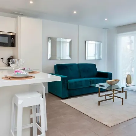 210 Puerto Banus Marbella Best Front Line Sea View Apartment *