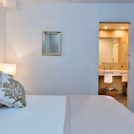 Apartment 210 Puerto Banus Marbella Best Front Line Sea View *